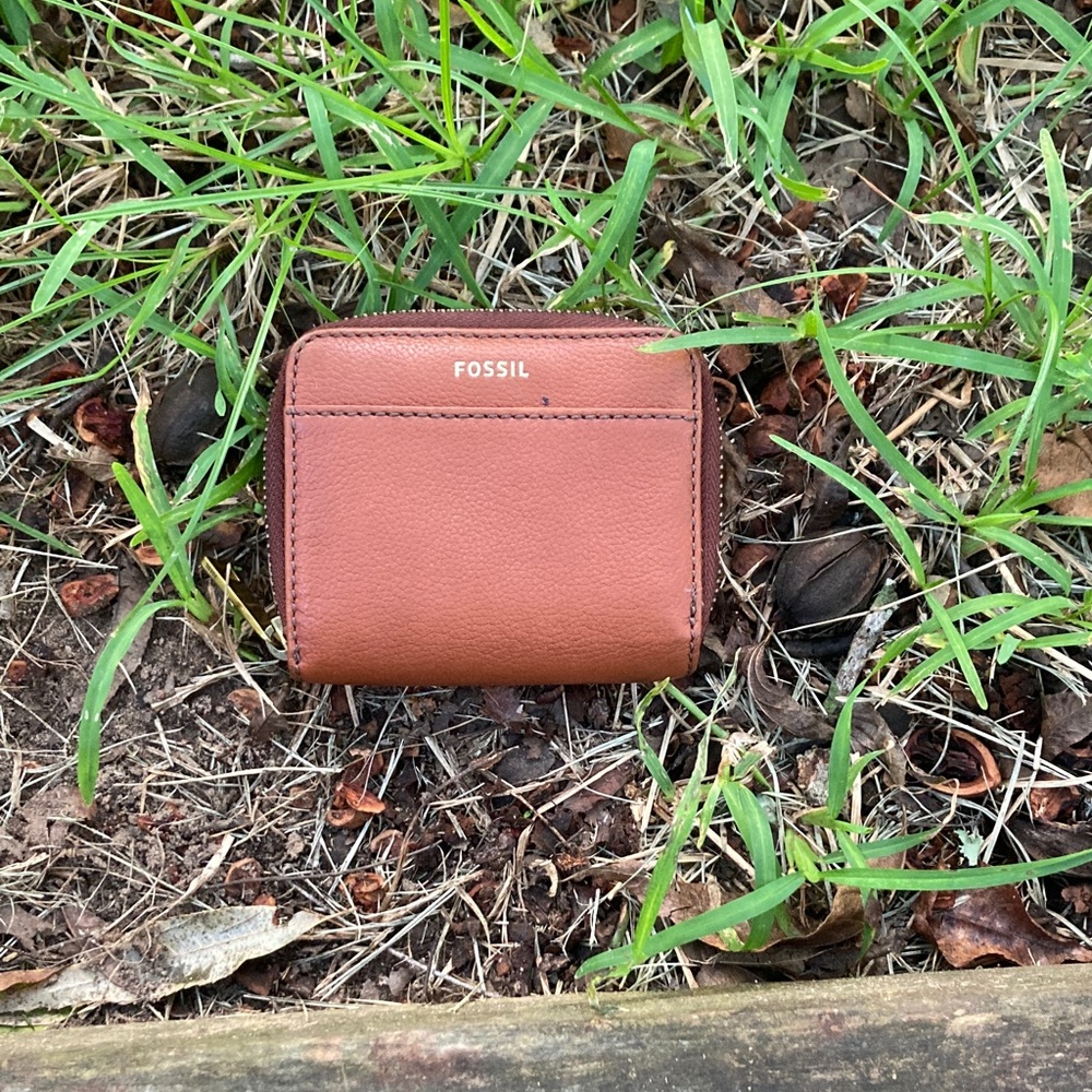 Fossil Tan Leather Wallet